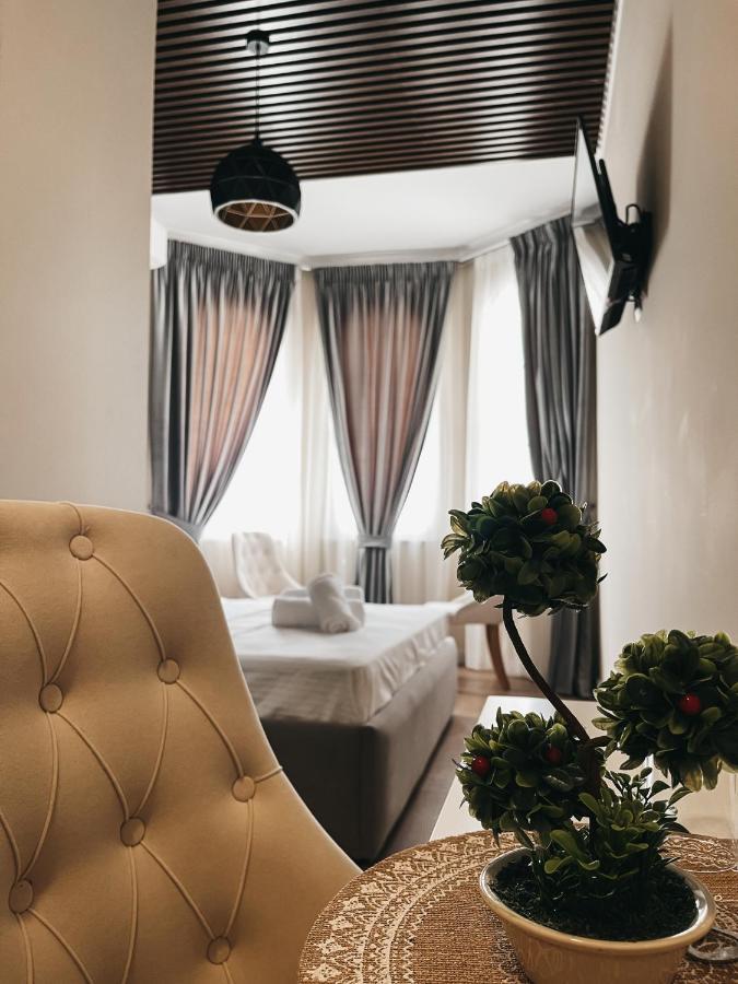 Amansar Boutique Hotel ティラナ エクステリア 写真