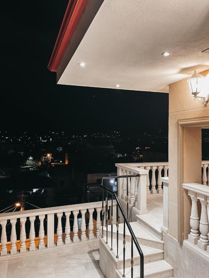Amansar Boutique Hotel ティラナ エクステリア 写真